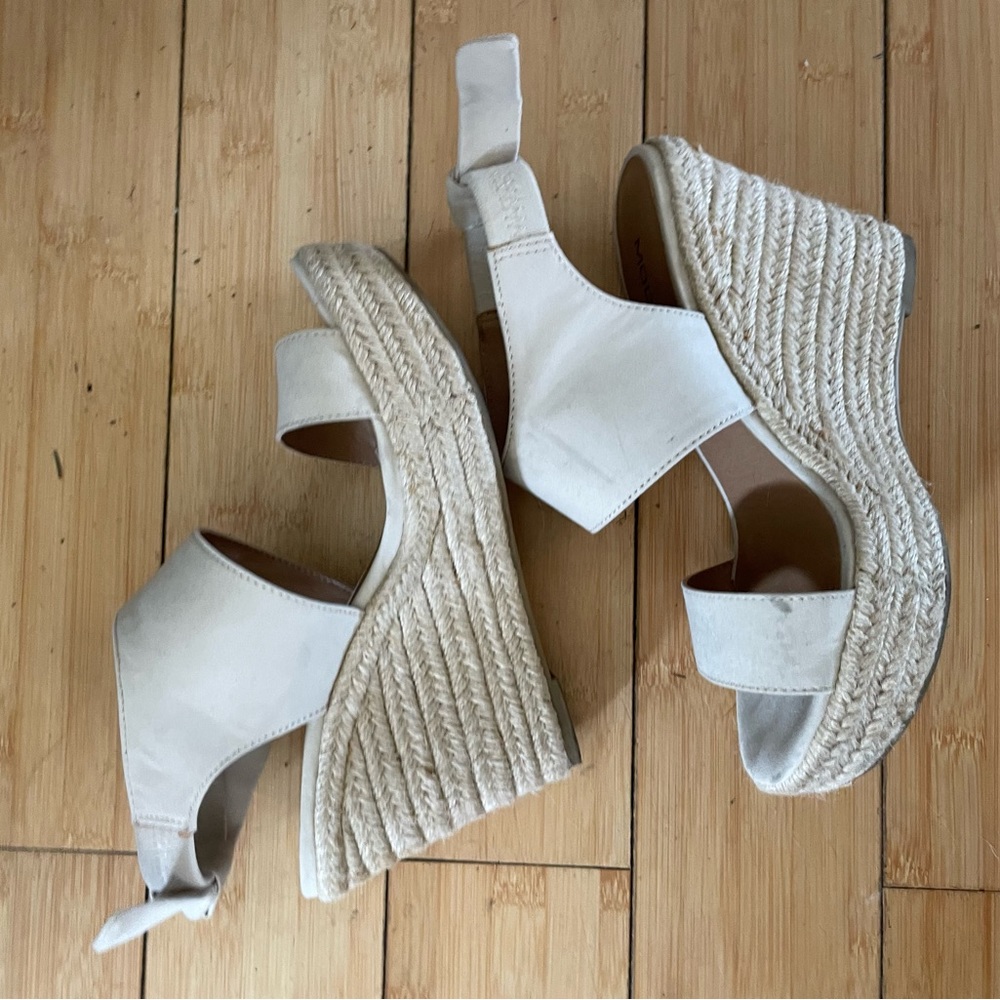 Moda Spana size 6.5 Bow Wedge